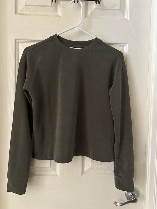Athleta Tops - Athleta Olive Green Crewneck Sweatshirt